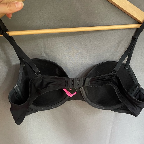 LA SENZA black bra - Picture 2 of 3